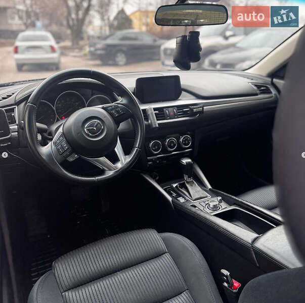 Седан Mazda 6 2015 в Запоріжжі