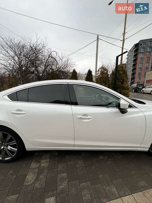 Седан Mazda 6 2018 в Ужгороде