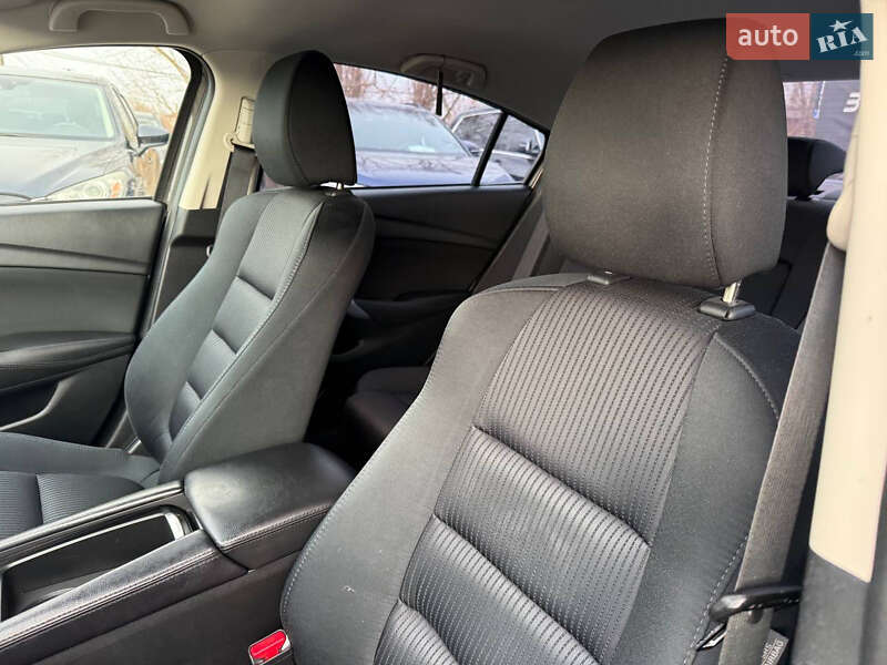 Седан Mazda 6 2015 в Коломые