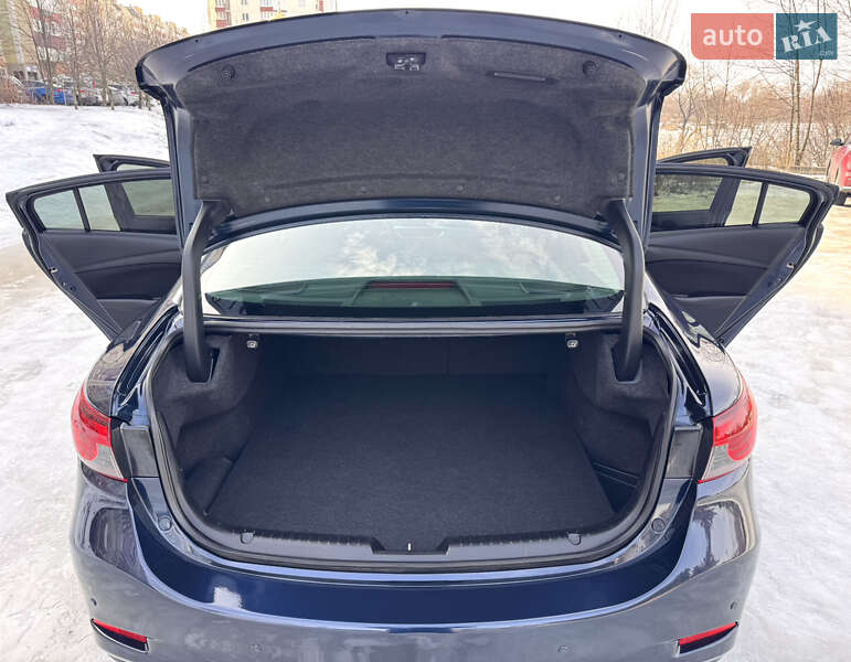 Седан Mazda 6 2015 в Харкові