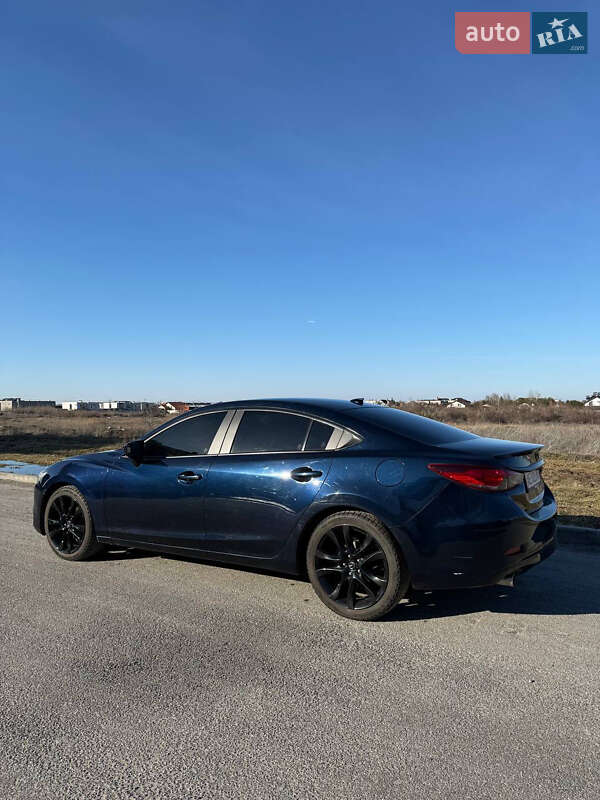 Седан Mazda 6 2014 в Днепре