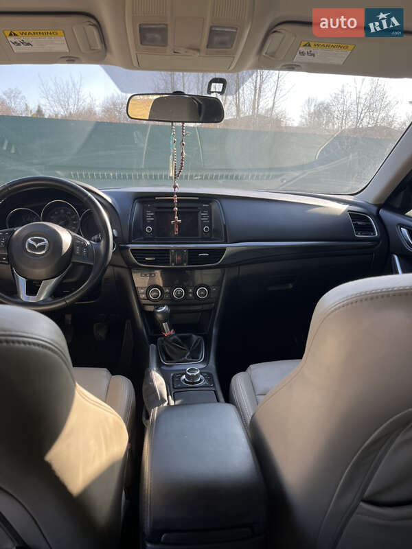 Седан Mazda 6 2013 в Ивано-Франковске