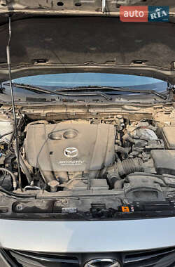 Седан Mazda 6 2013 в Каменском