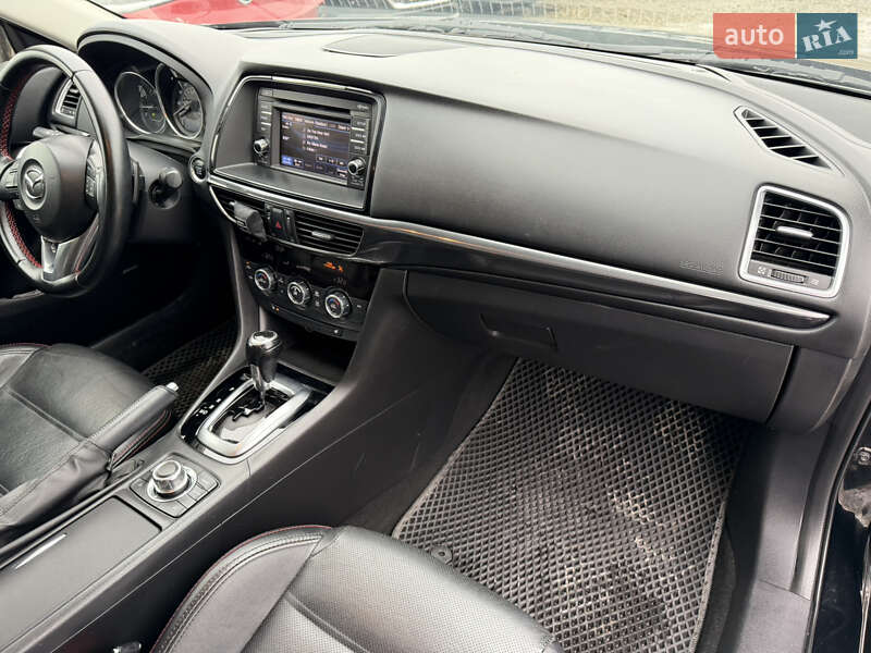 Седан Mazda 6 2013 в Ивано-Франковске