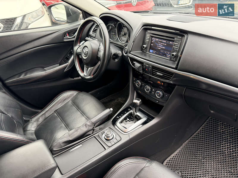 Седан Mazda 6 2013 в Ивано-Франковске
