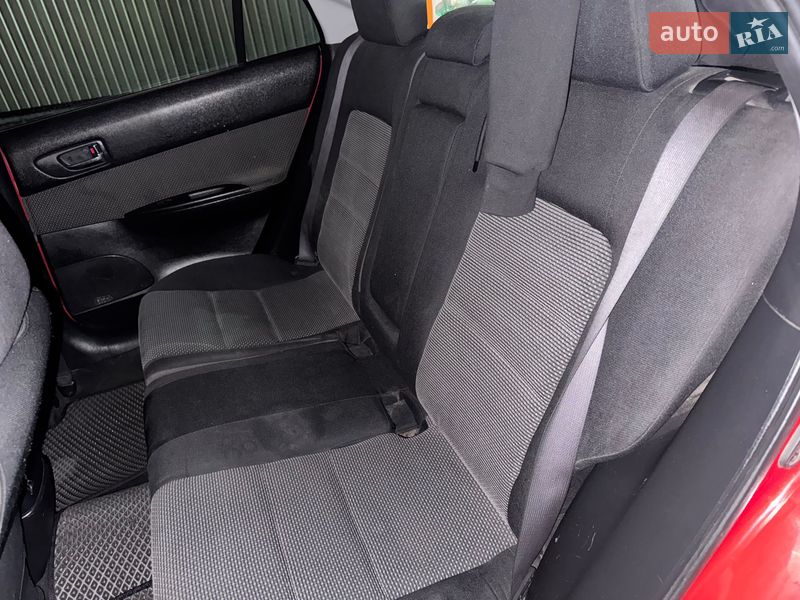 Лифтбек Mazda 6 2003 в Первомайске