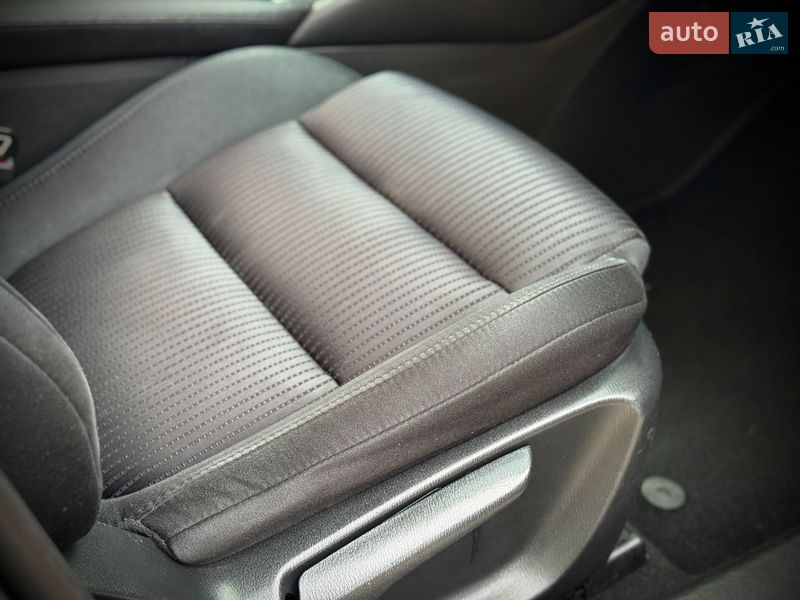 Седан Mazda 6 2016 в Ивано-Франковске