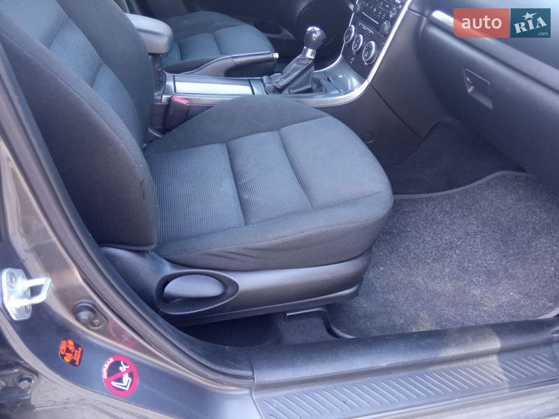 Седан Mazda 6 2006 в Запоріжжі