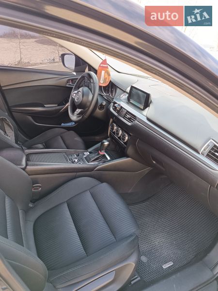 Седан Mazda 6 2016 в Запоріжжі