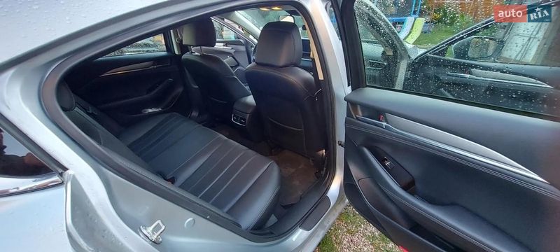 Седан Mazda 6 2019 в Киеве