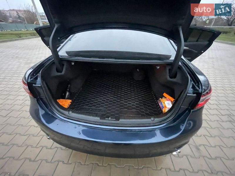 Седан Mazda 6 2018 в Лановцах