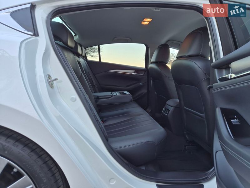 Седан Mazda 6 2022 в Киеве