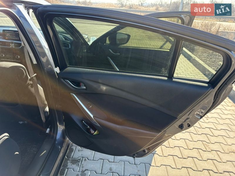 Седан Mazda 6 2015 в Новомосковске