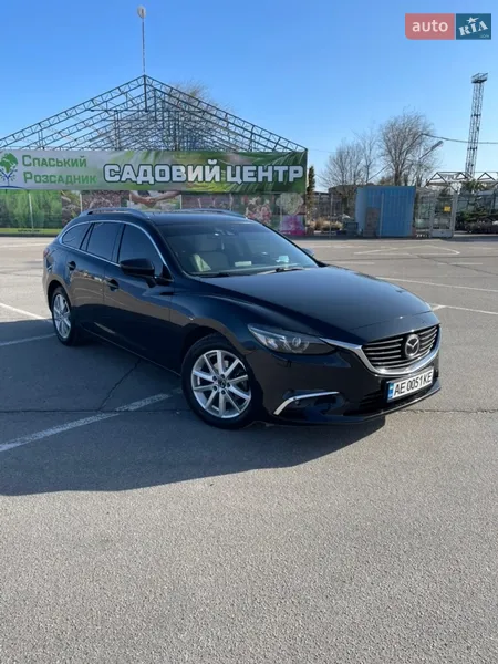 Mazda 6