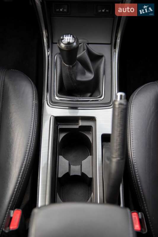 Універсал Mazda 6 2010 в Львові
