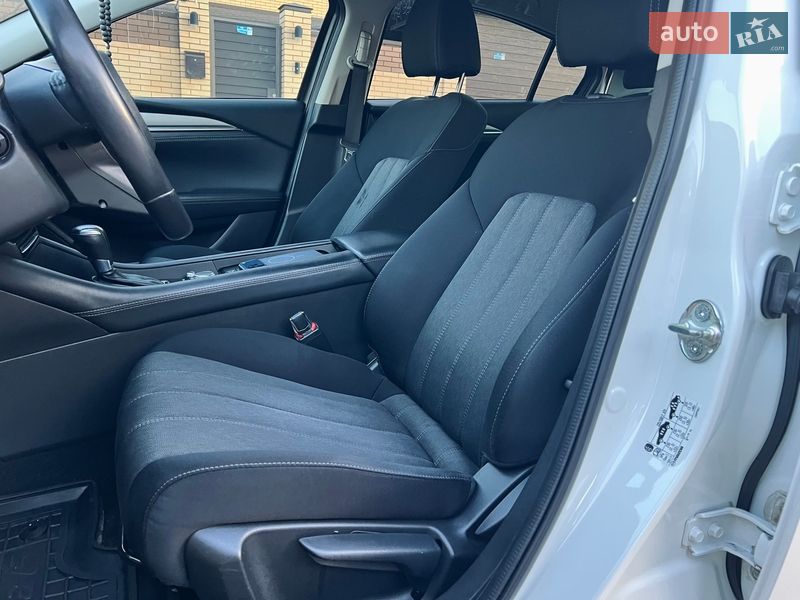 Седан Mazda 6 2019 в Киеве