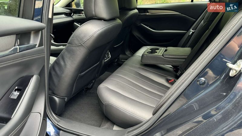 Седан Mazda 6 2019 в Киеве