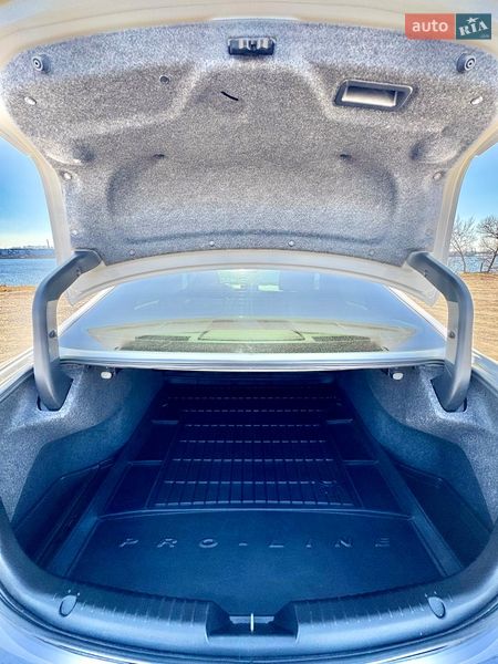 Седан Mazda 6 2019 в Дніпрі