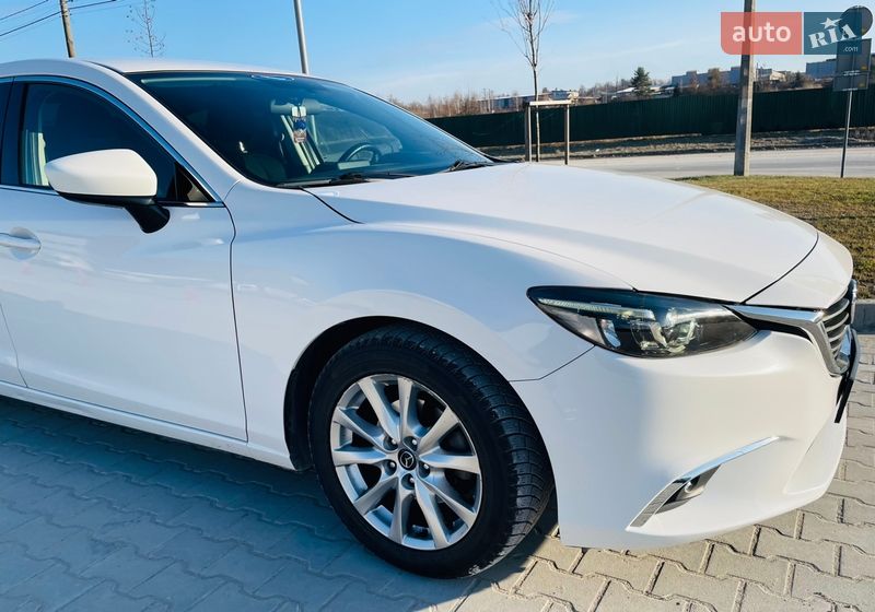 Седан Mazda 6 2015 в Львові