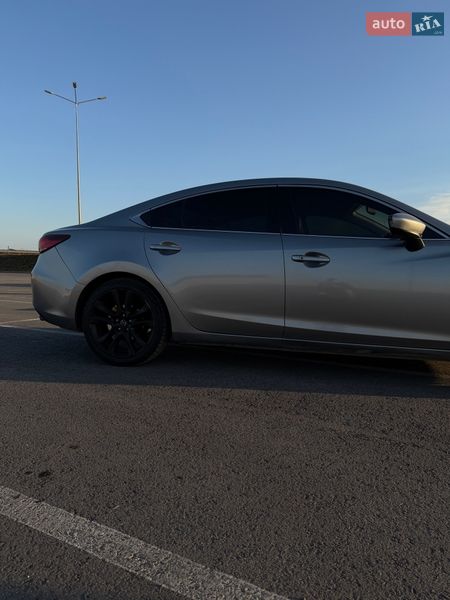 Седан Mazda 6 2014 в Львові