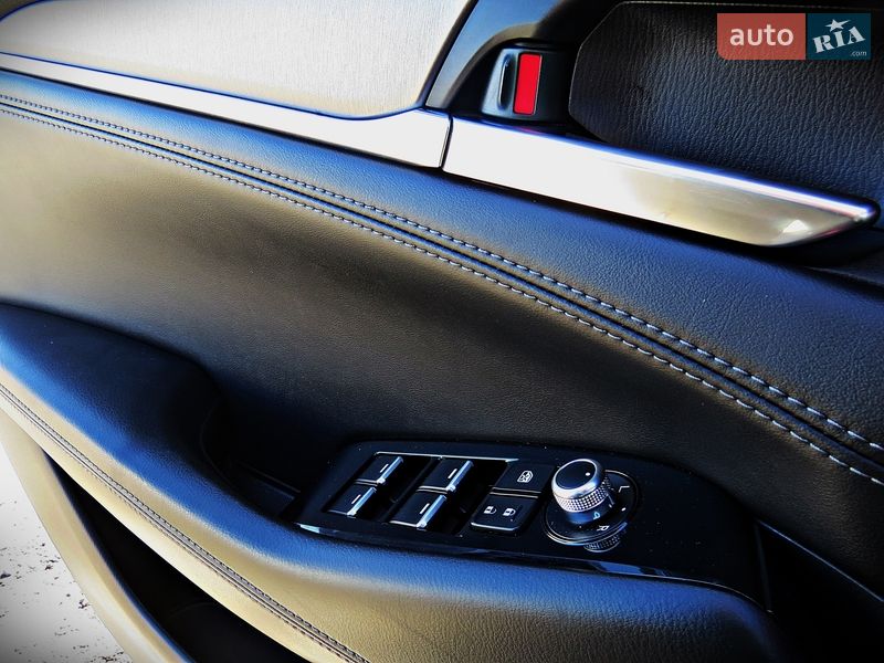 Седан Mazda 6 2018 в Черкассах