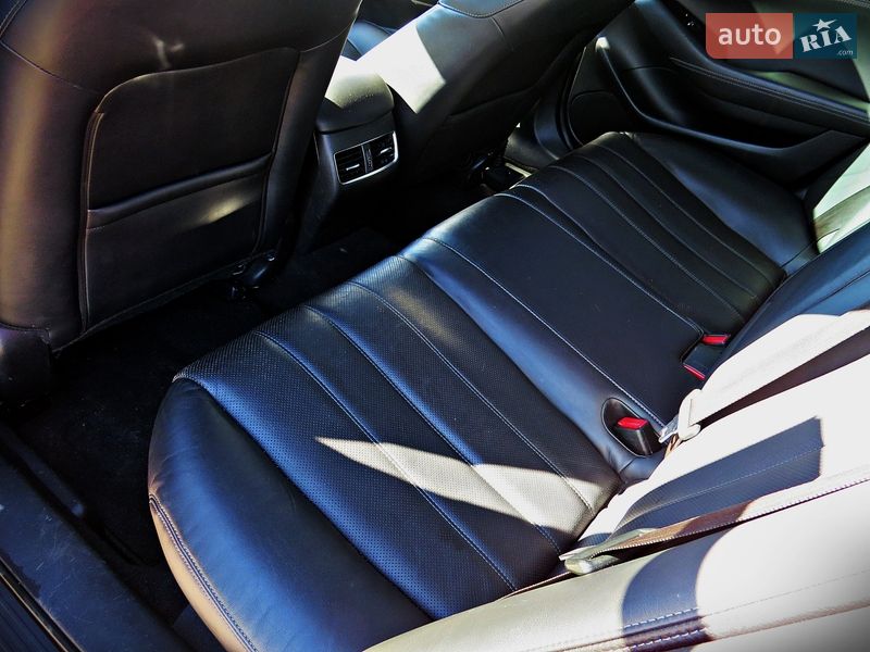 Седан Mazda 6 2018 в Черкассах