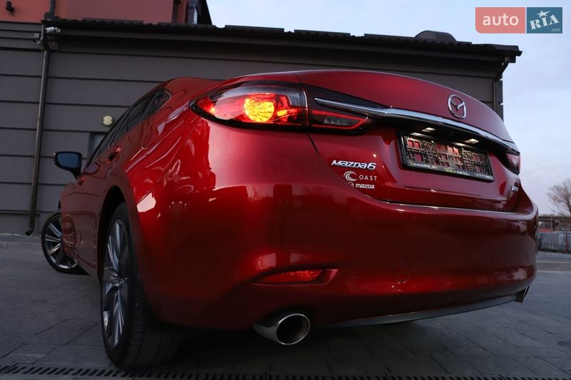 Седан Mazda 6 2018 в Дрогобыче