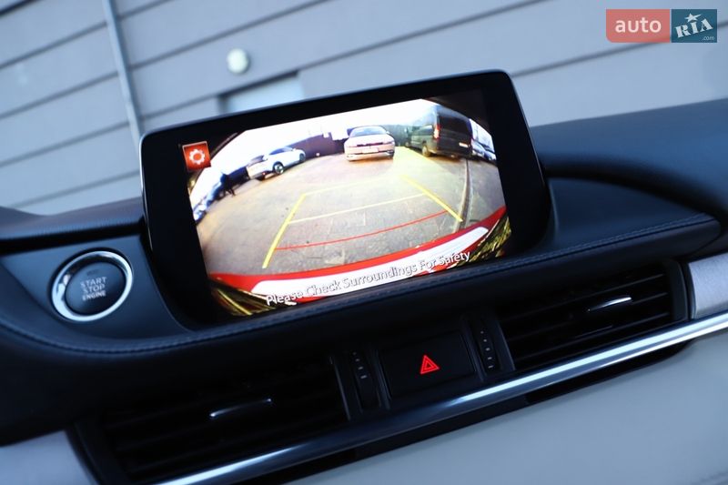 Седан Mazda 6 2018 в Дрогобыче