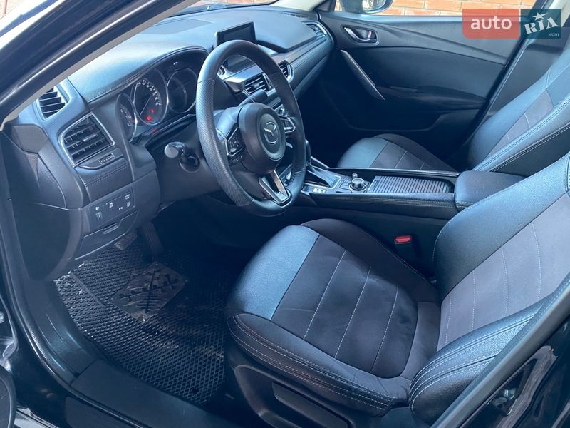 Седан Mazda 6 2017 в Харкові