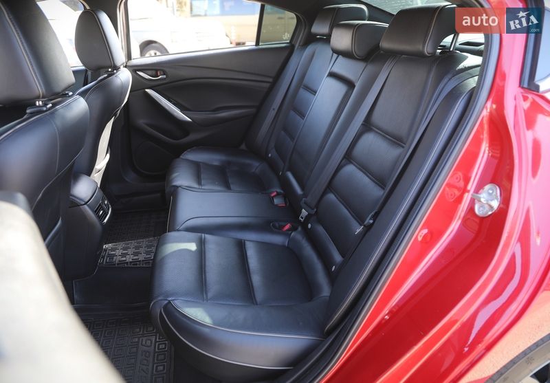 Седан Mazda 6 2017 в Харкові