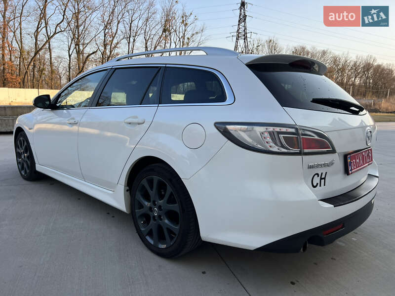 Универсал Mazda 6 2010 в Луцке