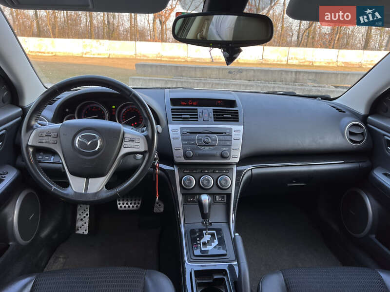 Универсал Mazda 6 2010 в Луцке