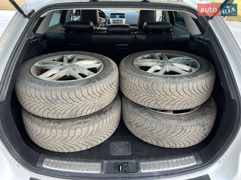 Универсал Mazda 6 2010 в Луцке