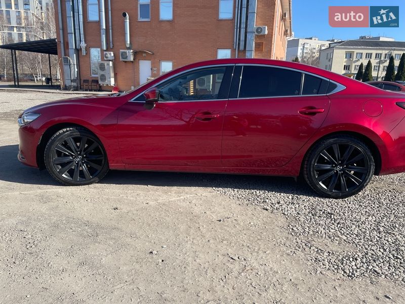 Седан Mazda 6 2020 в Вишневом
