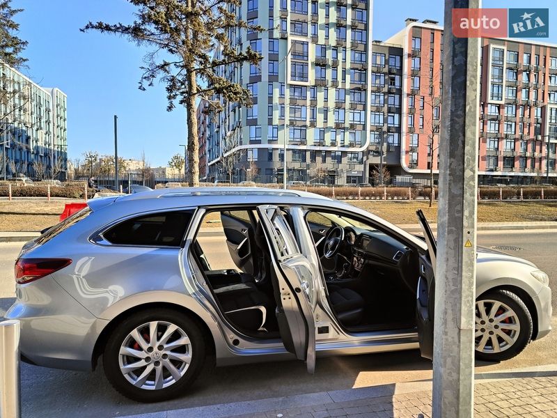 Универсал Mazda 6 2013 в Киеве