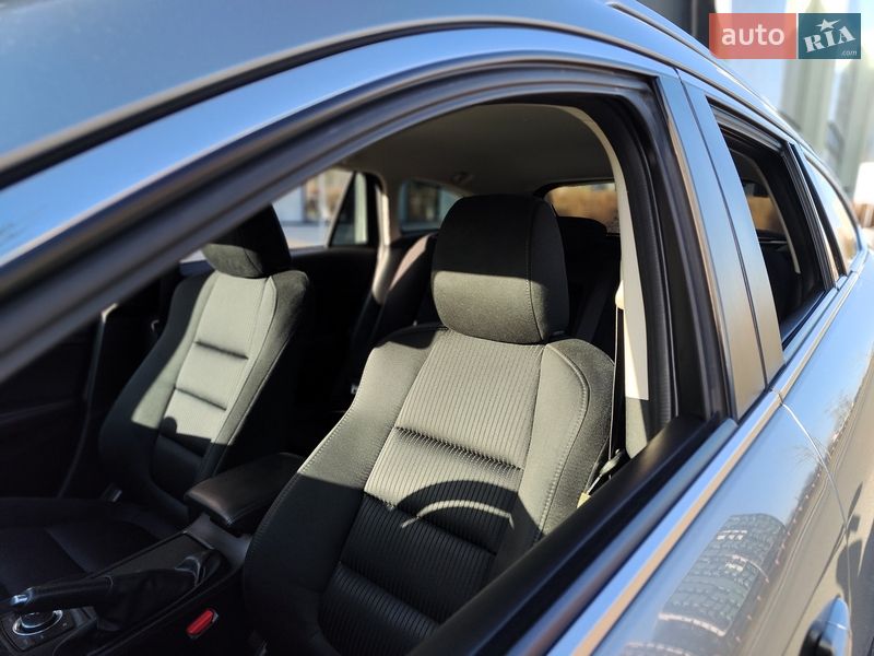 Универсал Mazda 6 2013 в Киеве