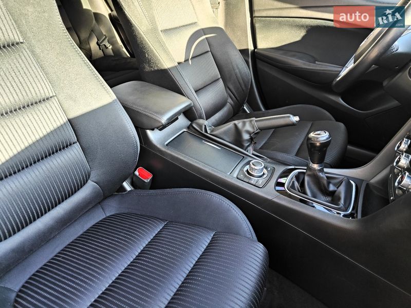 Универсал Mazda 6 2013 в Киеве