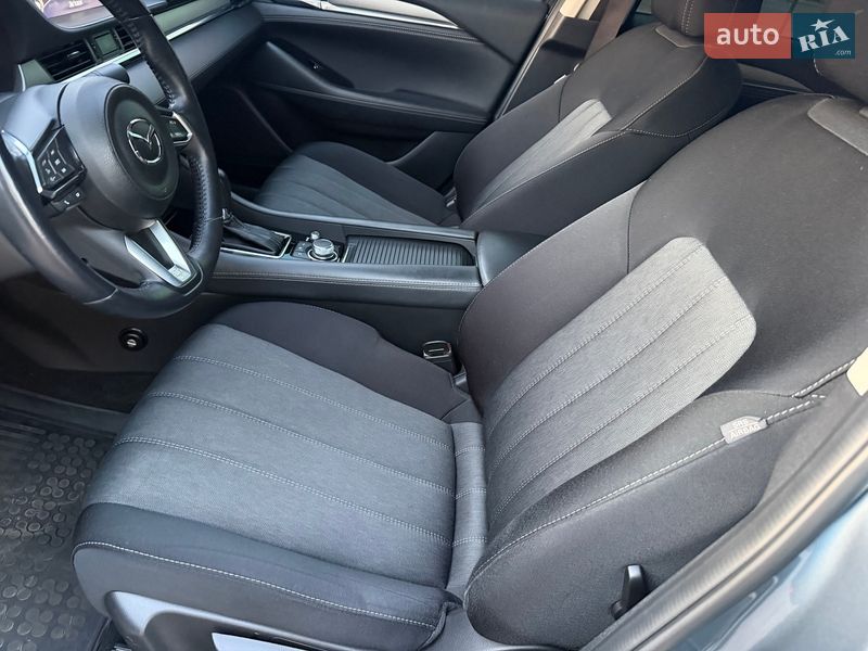 Седан Mazda 6 2019 в Киеве