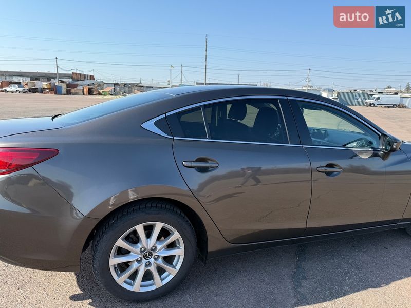 Седан Mazda 6 2016 в Ужгороді