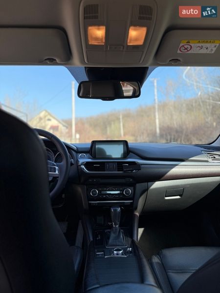 Седан Mazda 6 2016 в Ужгороді