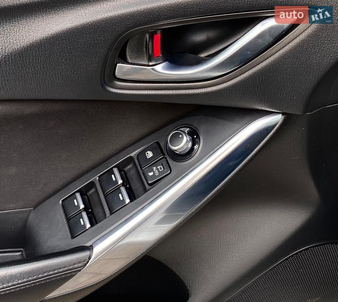 Універсал Mazda 6 2016 в Рівному