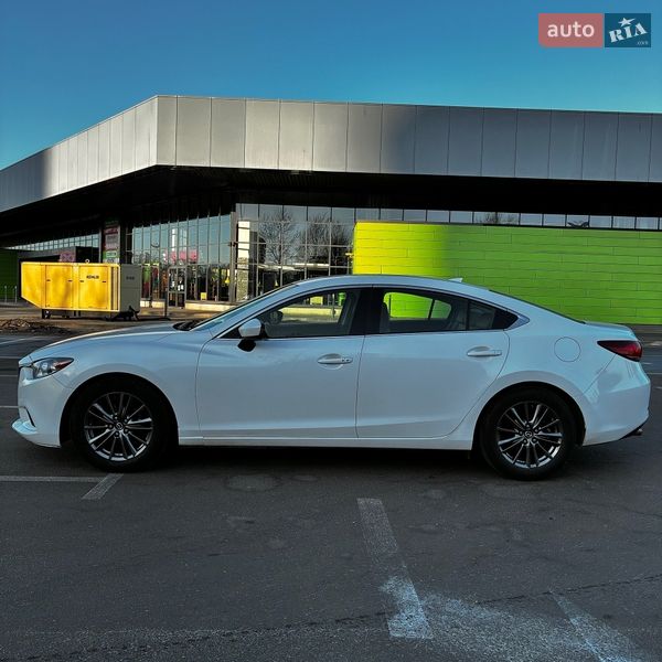 Седан Mazda 6 2014 в Киеве