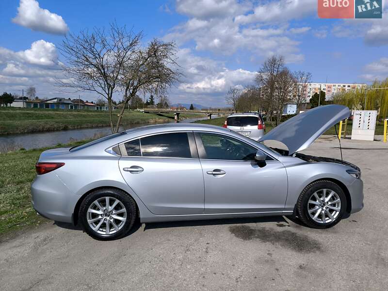 Седан Mazda 6 2016 в Запорожье