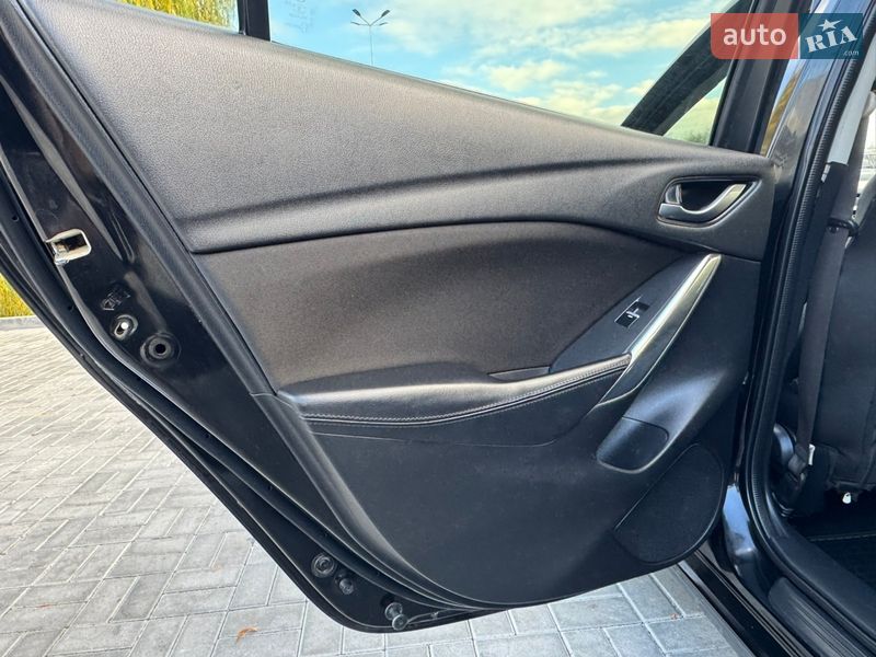 Седан Mazda 6 2017 в Дніпрі