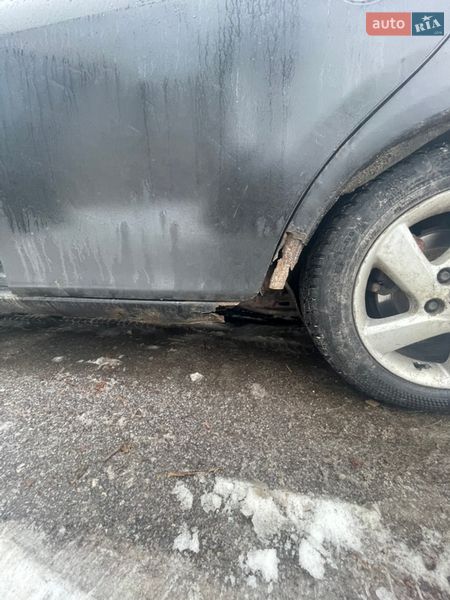 Седан Mazda 6 2003 в Днепре