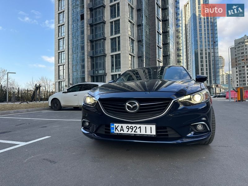 Седан Mazda 6 2016 в Киеве
