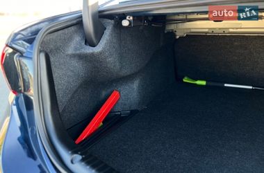 Седан Mazda 6 2016 в Киеве