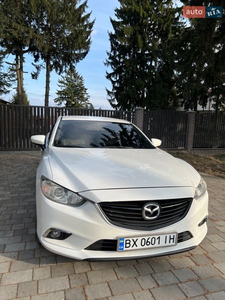 Седан Mazda 6 2015 в Староконстантинове