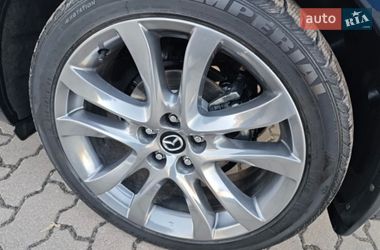 Седан Mazda 6 2017 в Чернигове