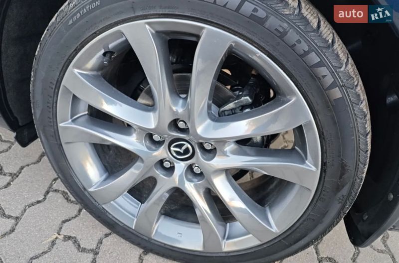 Седан Mazda 6 2017 в Чернигове